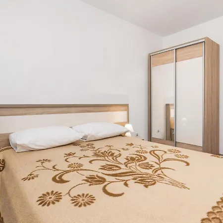 Lovely In With Wifi Apartment